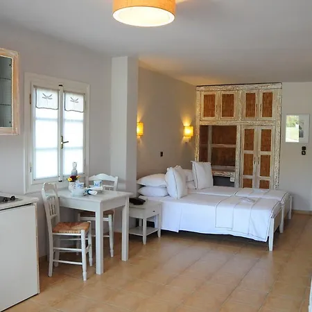 Ammos Naxos Exclusive & Aparthotel 4*