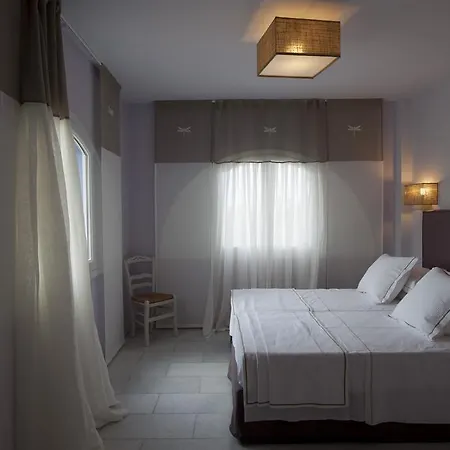Ammos Naxos Exclusive & Naxos City