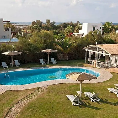 Ammos Naxos Exclusive & Apartahotel 4*