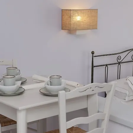 Ammos Naxos Exclusive & شقة فندقية
