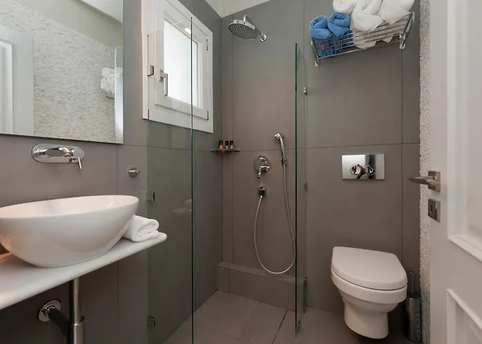 Ammos Naxos Exclusive & Naxos City