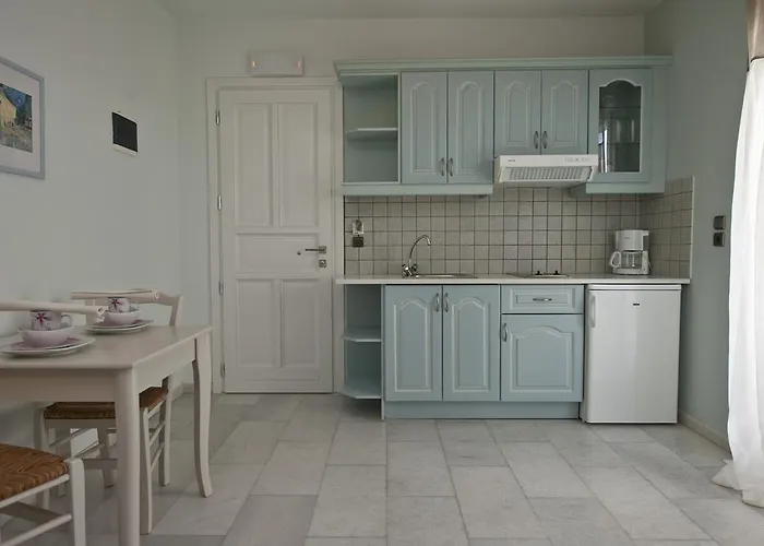 Ammos Naxos Exclusive & Naxos City